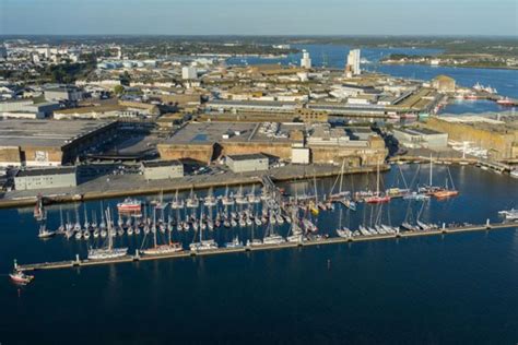 Lorient La Base Trait Dunion Entre Hier Et Demain