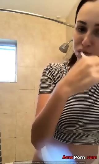 Hot Girl Showing Off Her Hot Ass Body