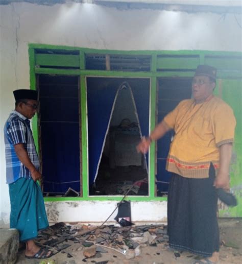 Polisi Selidiki Pelaku Pelemparan Dan Perusakan Rumah Warga Jember