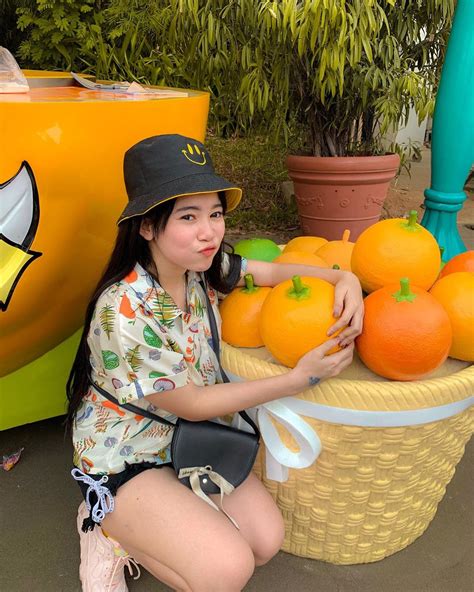 Hot Sexy Asia Hot Sexy Asia Foto Selebgram Indo Cahyaniryn