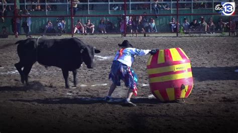 Tips on how to become a rodeo clown - ABC13 Houston