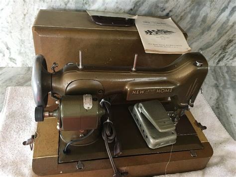 VINTAGE NEW HOME SEWING MACHINE LIGHT-RUNNING MODEL NLB 1940s CASE ...