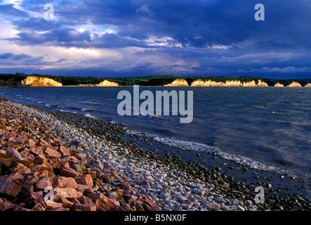 chalkstone cliffs, Lewis and Clark Lake, Missouri River, Lewis and ...