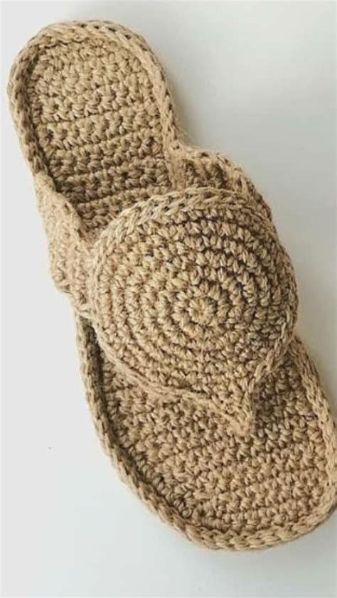 Pin By Maria Jose On Botas Y Calzado Diy Crochet Slippers Crochet