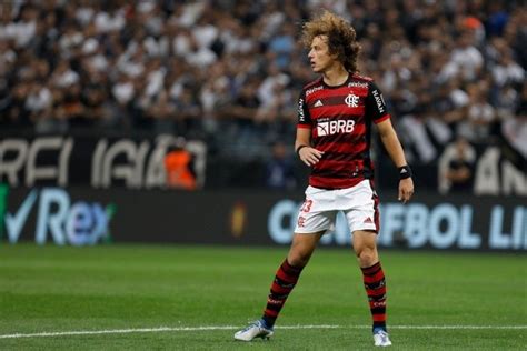 David Luiz Sufre De Hepatitis Viral Y Preocupa Al Flamengo De Arturo