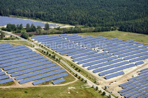 Luftaufnahme Horka Photovoltaikanlage Solarkraftwerk In Horka Im