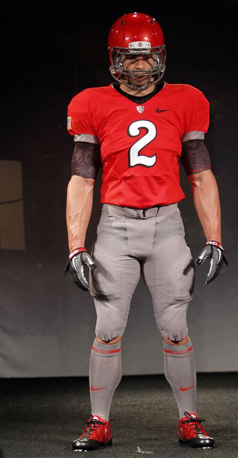 Ohio State Uniforms Will Honor 1942 Team