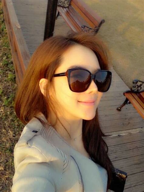 Galeri Foto Im Ji Hye Model Korea Yang Seksi Wagz Hot Girls