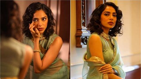 Sobhita Dhulipala Is Straight Out Of A Vintage Dream In Silk Saree For