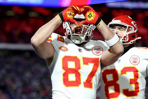 Travis Kelce Does Taylor Swift's Signature Heart Hands at Chiefs-Bills Game