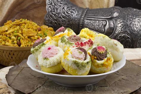 Indian Famous Food Bengali Sweets 22396228 Stock Photo at Vecteezy