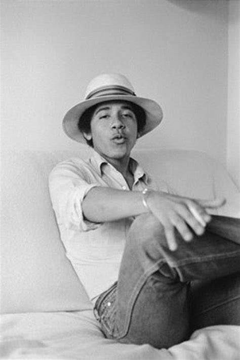 fundudes: Rare Photos of the Young Barack Obama