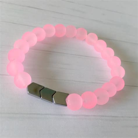 Beaded Bracelet Neon Pink Frosted Glass Silver Chevron