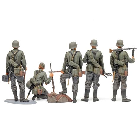 Tamiya German Infantry Late Wwii 1 35 Albury Rc Models 35382