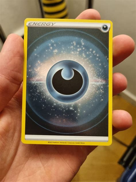 Se produkter som liknar Dark Energy Holo 2022 Pokemon på Tradera