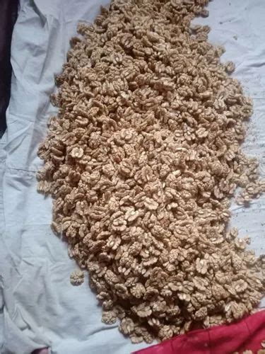 Kashmiri Walnut Kernel At Rs Kg Walnut Kernels In Seer Hamdan