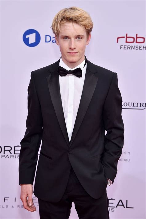 Pin By Meli Azul On Louis Hofmann In Louis Hofmann Mens