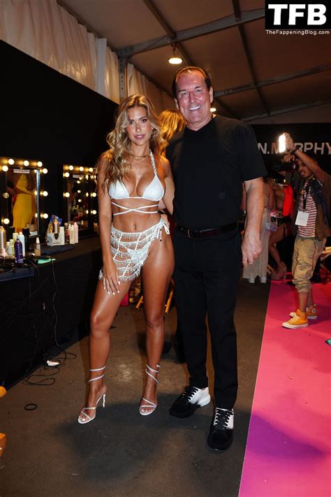 Busty Kara Del Toro Poses In A Bikini During Miami Swim Week 3 Photos TheFappening