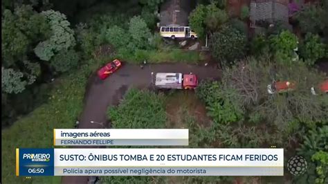 Ônibus tomba e 20 estudantes ficam feridos Primeiro Impacto PR 17