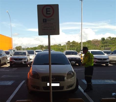 Fiscaliza O Autua Motoristas Em R Por Uso Irregular De Vagas