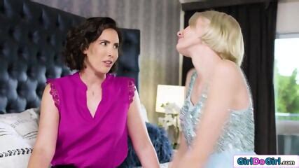 Lesbian Tailor Kisses And Licks Her Teen Clients Hairy Pussy