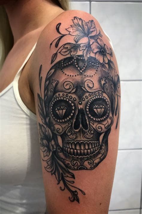 Sugar Skull Shoulder Tattoo Atelier Yuwa Ciao Jp