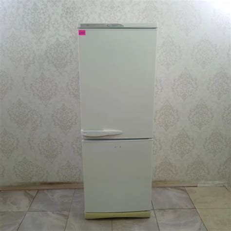 Stinol RF 305A.008 - Холодильники с нижней морозильной камерой