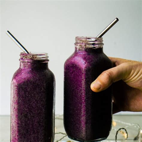 Blueberry Cacao Flaxseed Smoothie