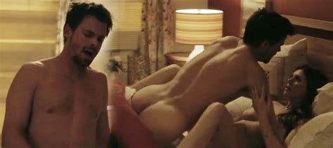 Tommy Dewey Naked In Casual At Movie N Co