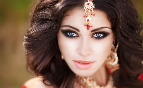 Beauty Girl Model Indian Jewel Face Woman Blue Eyes Hd