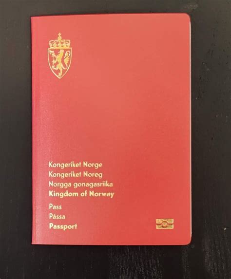 Buy NORWEGIAN PASSPORT | Rapiddocumentation.com