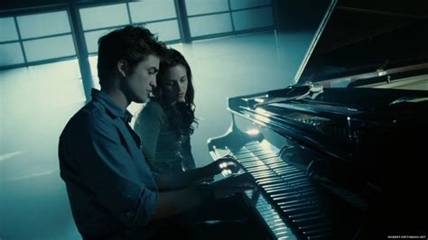 Twilight- edward + bella - Edward and Bella Photo (7198604) - Fanpop