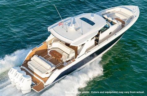 2024 Tiara Yachts 48LS Motoryacht Til Salg YachtWorld