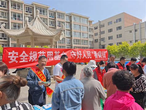 回民区医保局开展安全规范用基金 守好人民“看病钱”宣传活动 回民区人民政府