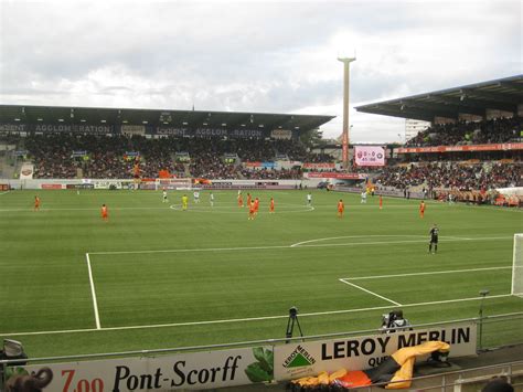 Tous Au Stade Du Moustoir Oceane