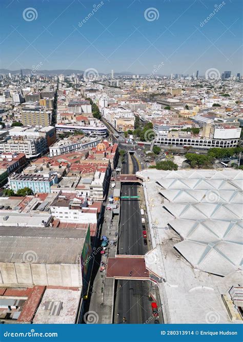 Avenida Miguel Hidalgo Y Costilla: Bustling Central Street in