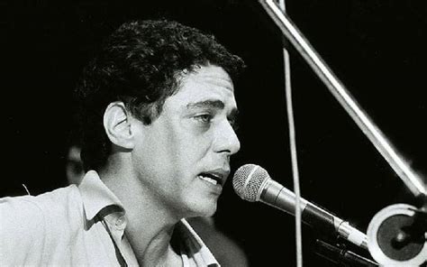 Chico Buarque cumple 80 años de poesía música literatura y activismo