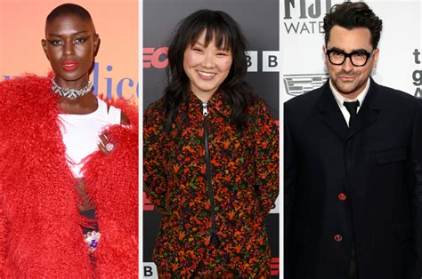 Here Are New Sex Education Season Photos