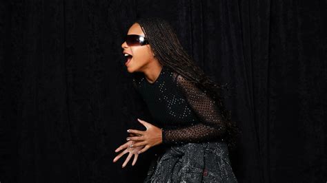 Blue Ivy Carter S Sunglasses On Beyonc S Renaissance Tour