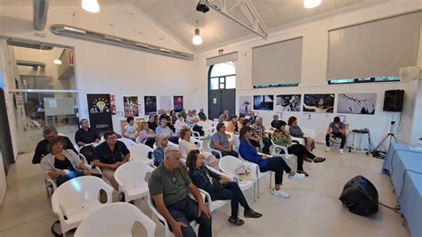 Imatges De La Taula Rodona El Plat A Taula Gastronomia I Turisme