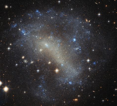 Hubble Observes Dwarf Irregular Galaxy IC 4710 | Sci.News