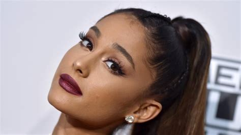 Ariana Grande Mocked For Her ‘barbecue Grill Tattoo The Irish Times