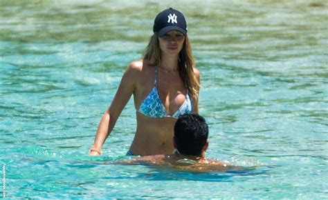Lauren Pope Popeslockerroom Nude OnlyFans Leaks Fappening FappeningBook