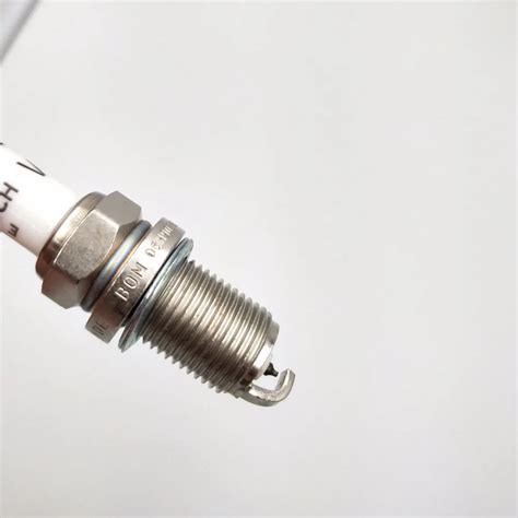 4PCS/LOT Good Quality 06H905611 spark plugs For Audi A3 A4 A5 VW Eos ...