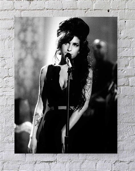 Amy Winehouse Poster Art Print Posters16×20 Unframed