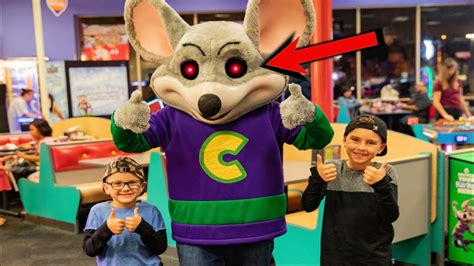 Chuck E Cheese Attacked Memes Footage Youtube