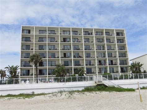 Days Inn By Wyndham Daytona Oceanfront - book Hotel in Daytona Beach ...