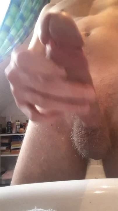 Spontan Am Waschbecken Gewichst 4 Gay Man Porn XHamster