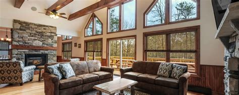 Pocono Mountain Vacation Rentals | Experience Luxury in the Poconos