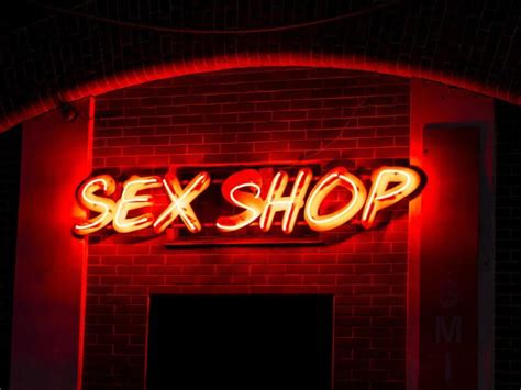 Cidade Italiana Pro Be Sex Shops Pr Ximos A Igrejas E Escolas Folha Pe